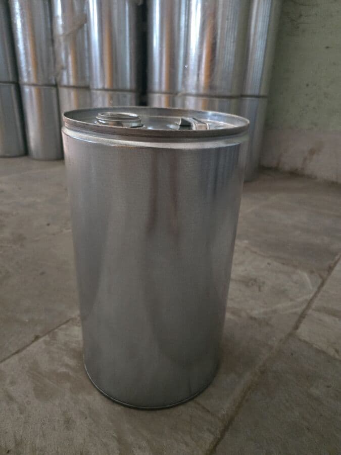 25 litre galvanized iron drum manufactured by ABCD Drums & Barrels Industries, Mumbai